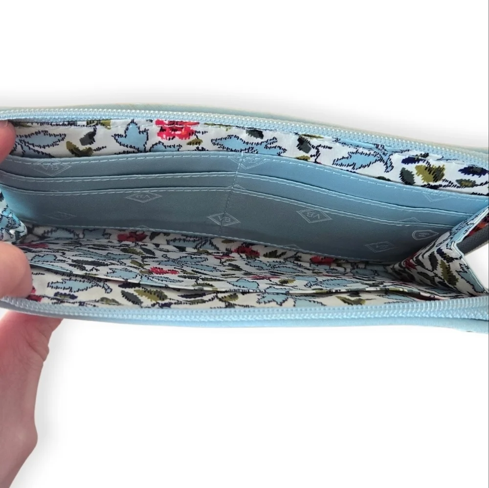 Vera Bradley Front Zip Wristlet
